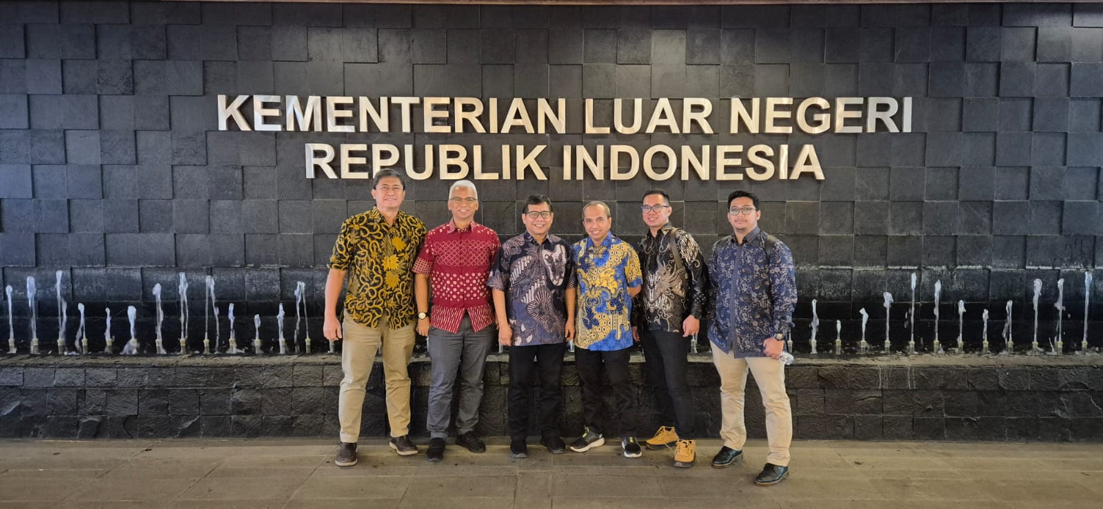 Kunjungan ke Kantor Kementerian Luar Negeri RI